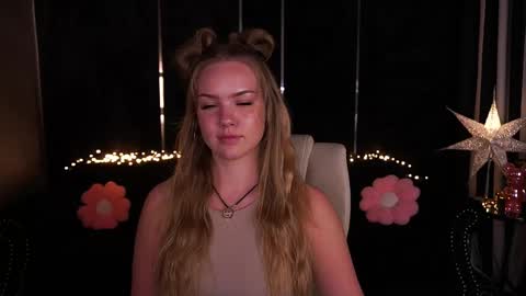celestenoirr online show from May 12, 1:41 pm