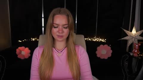 celestenoirr online show from May 21, 1:29 pm