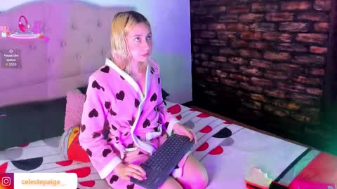 Snapshot of celestepaige__ chatting on November 20, 3:23 pm Celeste online show from November 20, 3:23 pm