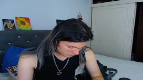 Snapshot of celesteswett chatting on April 11, 11:53 pm I am Valentinn online show from April 11, 11:53 pm