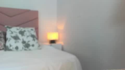 Snapshot of celestica_rose chatting on February 12, 8:59 am Celestica online show from February 12, 8:59 am