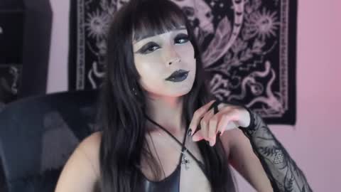   online show from May 21, 3:24 am