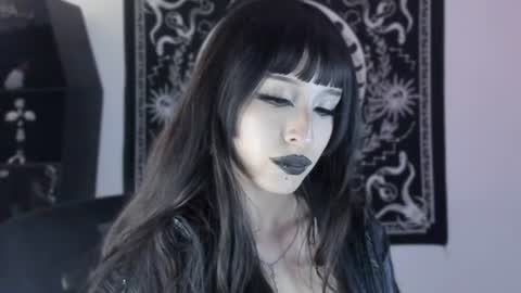   online show from June 10, 2:23 am