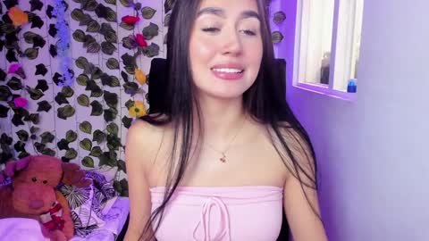 Snapshot of celestinepurple chatting on December 28, 5:25 pm Celestineeeeee online show from December 28, 5:25 pm