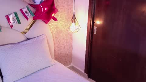 celestte_sm online show from June 24, 7:13 pm