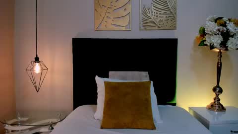 Celeste Quenn online show from April 21, 12:00 pm