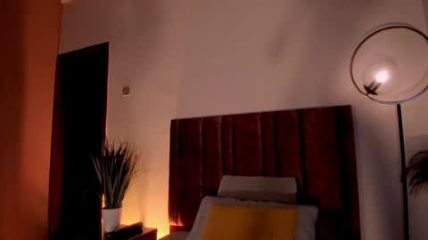 Celeste Quenn online show from April 22, 11:45 am