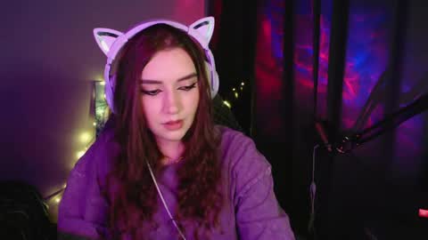 celia_sensual_ online show from May 2, 8:47 pm