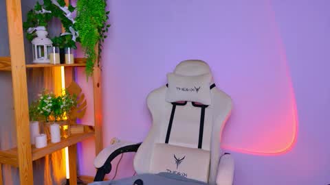  Celine  online show from February 21, 4:13 am