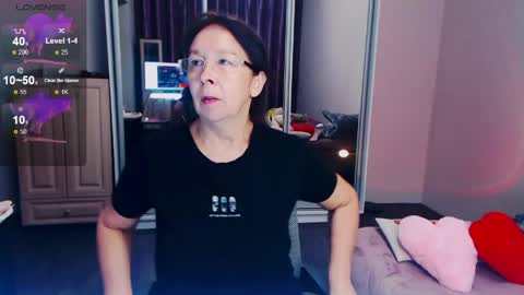 Snapshot of celine_faer1 chatting on May 24, 12:48 am Celine online show from May 24, 12:48 am