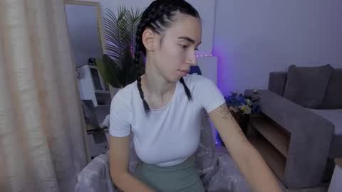 Snapshot of celine_roxelle chatting on September 26, 3:05 pm Celine Roxelle online show from September 26, 3:05 pm