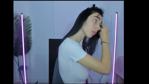 Snapshot of celine_roxelle chatting on November 4, 8:02 am Celine Roxelle online show from November 4, 8:02 am