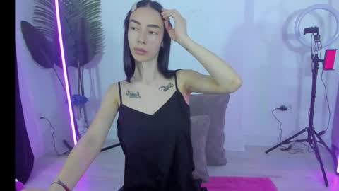 Snapshot of celine_roxelle chatting on November 10, 5:39 am Celine Roxelle online show from November 10, 5:39 am