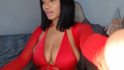 Celine Costas online show from December 4, 7:55 pm