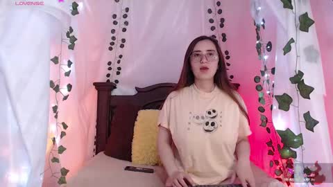 Hello guys my name is Sofi and Lizzie and  Vanessa online show from February 26, 2:26 am