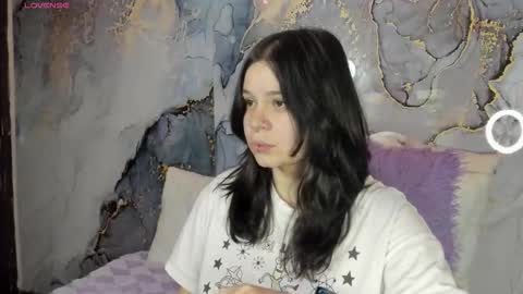 Hello guys my name is Sofi and Lizzie and  Vanessa online show from February 23, 3:37 am