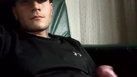 Snapshot of centurionh chatting on December 3, 5:09 am centurionh online show from December 3, 5:09 am