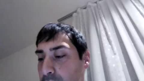 Snapshot of cercoavenezia chatting on October 26, 6:52 am Enrico online show from October 26, 6:52 am