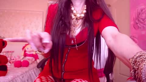 Snapshot of cerisedodd chatting on February 26, 12:38 am Cerise online show from February 26, 12:38 am