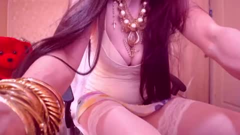 Snapshot of cerisedodd chatting on February 27, 3:58 am Cerise online show from February 27, 3:58 am