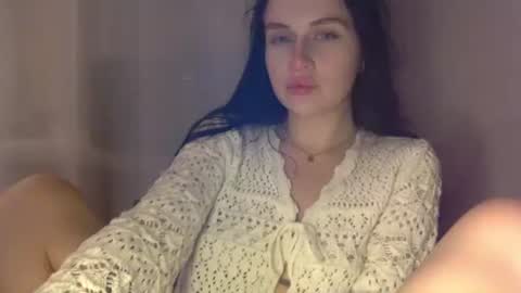 Snapshot of cerisedood82 chatting on October 18, 7:36 pm Eva online show from October 18, 7:36 pm