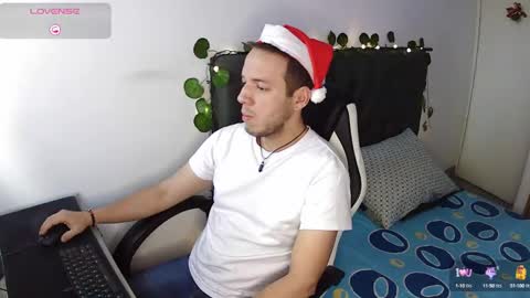 Snapshot of cerso1 chatting on December 3, 11:55 am Cerso online show from December 3, 11:55 am