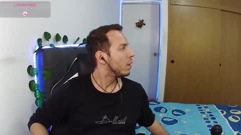 Snapshot of cerso1 chatting on December 4, 9:02 pm Cerso online show from December 4, 9:02 pm