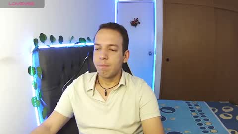 Snapshot of cerso1 chatting on December 6, 12:27 pm Cerso online show from December 6, 12:27 pm