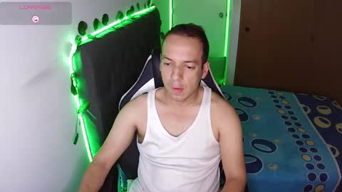 Snapshot of cerso1 chatting on February 14, 11:42 am Cerso online show from February 14, 11:42 am