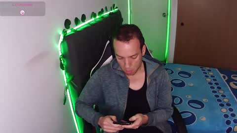 Snapshot of cerso1 chatting on February 15, 3:06 pm Cerso online show from February 15, 3:06 pm