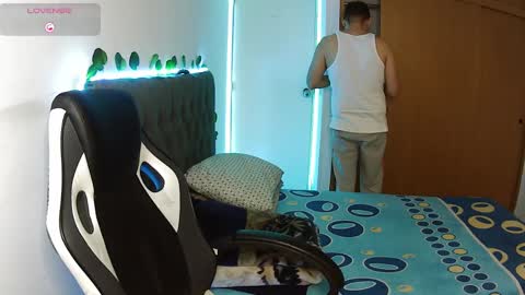 Snapshot of cerso1 chatting on February 19, 12:00 pm Cerso online show from February 19, 12:00 pm