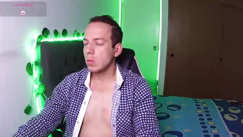 Snapshot of cerso1 chatting on February 21, 11:11 am Cerso online show from February 21, 11:11 am