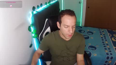 Snapshot of cerso1 chatting on March 7, 12:45 pm Cerso online show from March 7, 12:45 pm