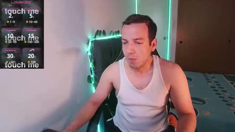 Snapshot of cerso1 chatting on October 14, 12:17 pm Cerso online show from October 14, 12:17 pm