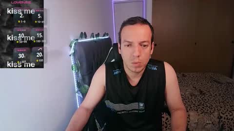 Snapshot of cerso1 chatting on October 30, 1:23 pm Cerso online show from October 30, 1:23 pm