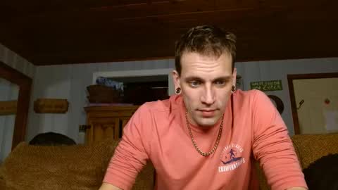 Snapshot of cguffey2284 chatting on December 27, 6:24 am cguffey2284 online show from December 27, 6:24 am