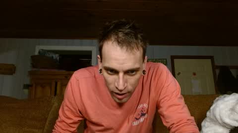 Snapshot of cguffey2284 chatting on December 27, 9:32 pm cguffey2284 online show from December 27, 9:32 pm