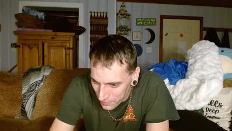 Snapshot of cguffey2284 chatting on December 28, 5:55 am cguffey2284 online show from December 28, 5:55 am