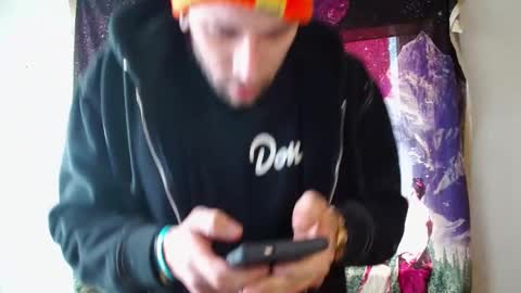 Snapshot of cguffey2284 chatting on February 4, 6:06 pm cguffey2284 online show from February 4, 6:06 pm