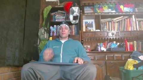 Snapshot of cguffey2284 chatting on February 26, 10:15 am cguffey2284 online show from February 26, 10:15 am