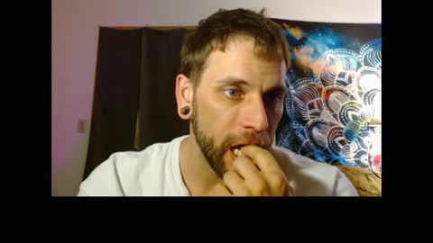 Snapshot of cguffey2284 chatting on November 6, 2:45 am cguffey2284 online show from November 6, 2:45 am