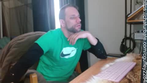 cguffey2284 online show from February 5, 5:17 pm