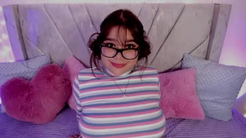 Snapshot of chaarlotte_1 chatting on May 7, 1:38 pm charlotte online show from May 7, 1:38 pm