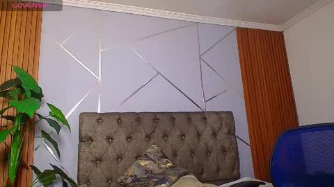 CHAARLOTTEE online show from April 13, 1:16 pm