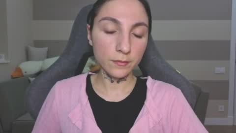 Kate online show from March 28, 2:49 pm