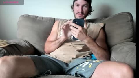 Snapshot of chadpowerz chatting on September 9, 8:19 pm Lydong online show from September 9, 8:19 pm