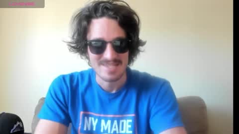 Snapshot of chadpowerz chatting on September 25, 5:49 pm Lydong online show from September 25, 5:49 pm