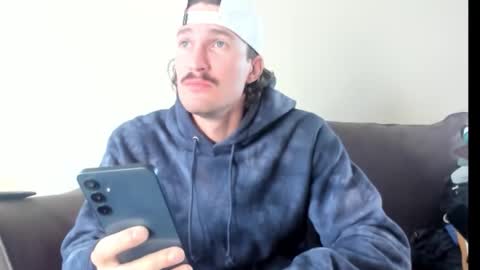 Snapshot of chadpowerz chatting on October 12, 3:44 pm Lydong online show from October 12, 3:44 pm