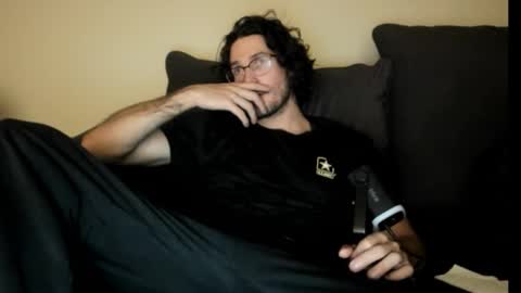 Snapshot of chadpowerz chatting on November 12, 4:46 am Lydong online show from November 12, 4:46 am