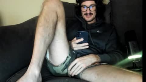 Snapshot of chadpowerz chatting on November 22, 6:34 am Lydong online show from November 22, 6:34 am